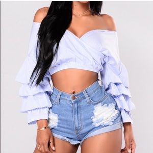 Fashion Nova off the should crop top